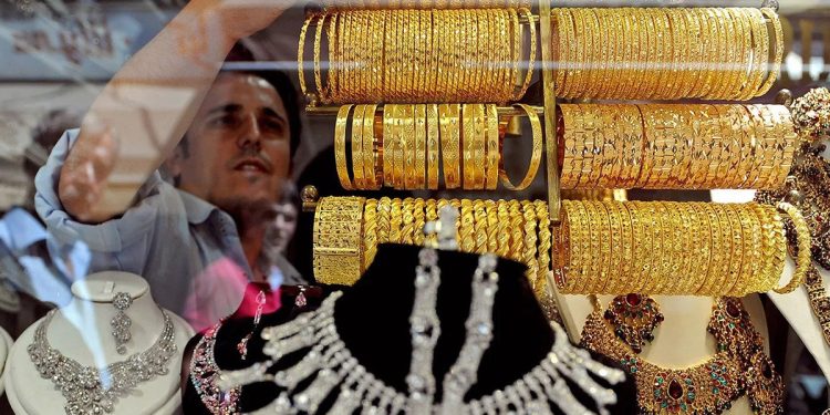 تعطیلی تهران حراج شمش طلا را به تعویق انداخت/ حراج بعدی چه زمانی برگزار می‌شود؟